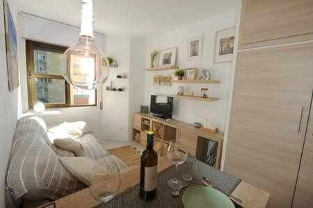 Apartamento Encantador Apartamento Frente A La Playa Victoria Cádiz Exterior foto